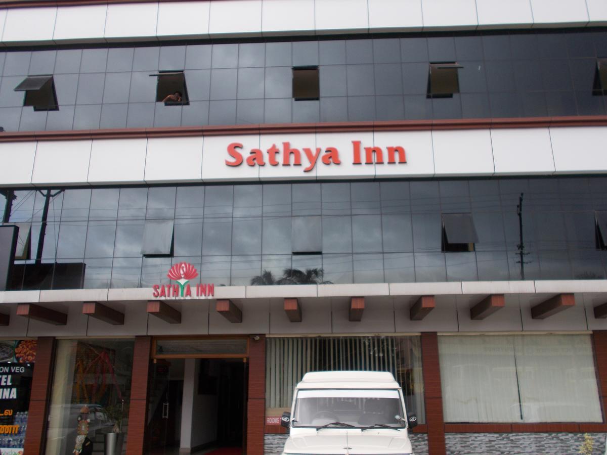 Sathya Inn Guruvayur Exterior photo