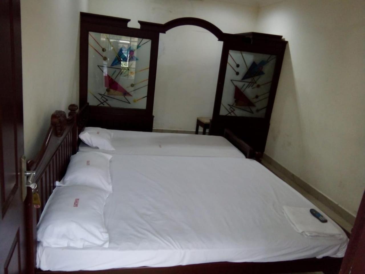 Sathya Inn Guruvayur Exterior photo